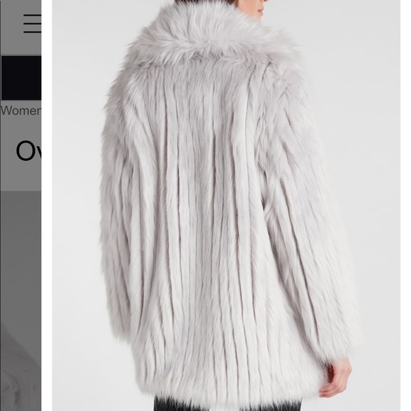 NWOT Express Oversized Faux Fur Coat - Picture 4 of 8